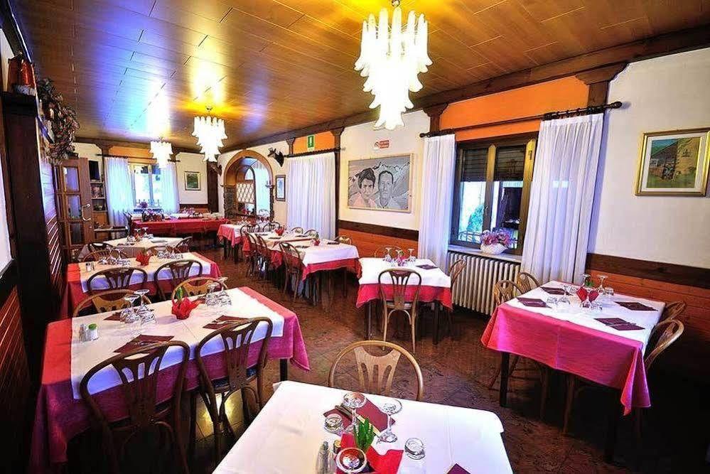 Albergo Morandi Valbondione Eksteriør billede